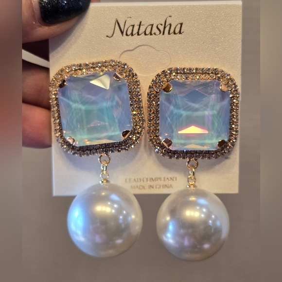 Natasha Bluish Pink Square Glass Crystal Faux Pearl Drop Goldtone Earrings - Picture 6 of 6